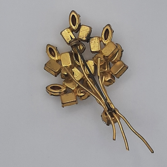 Rhinestone Bouquet  Brooch - Picture 3 of 3